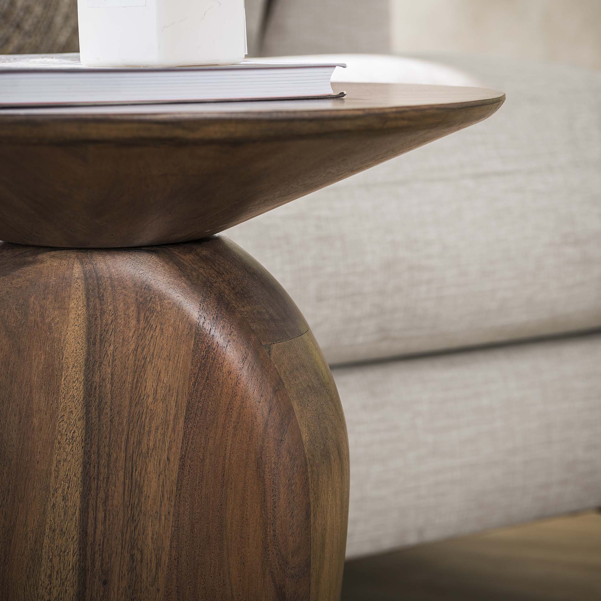 Table d'appoint