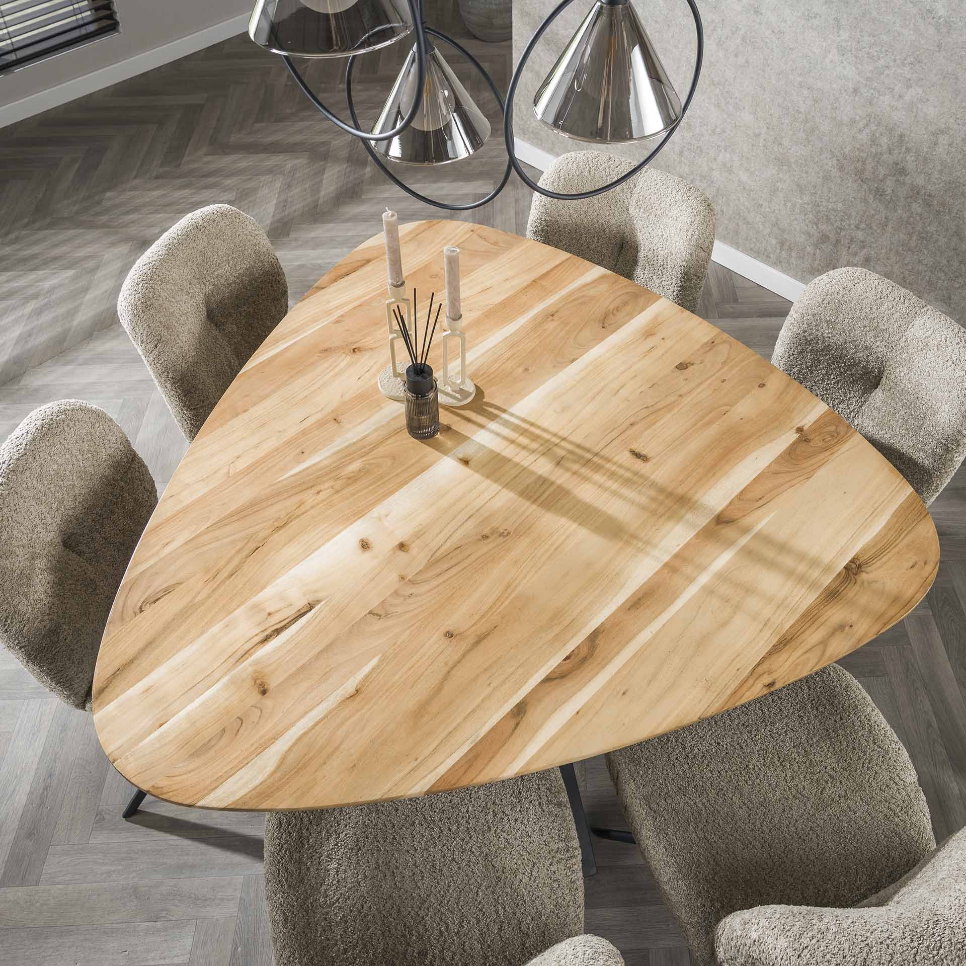Table de salle à manger en acacia
