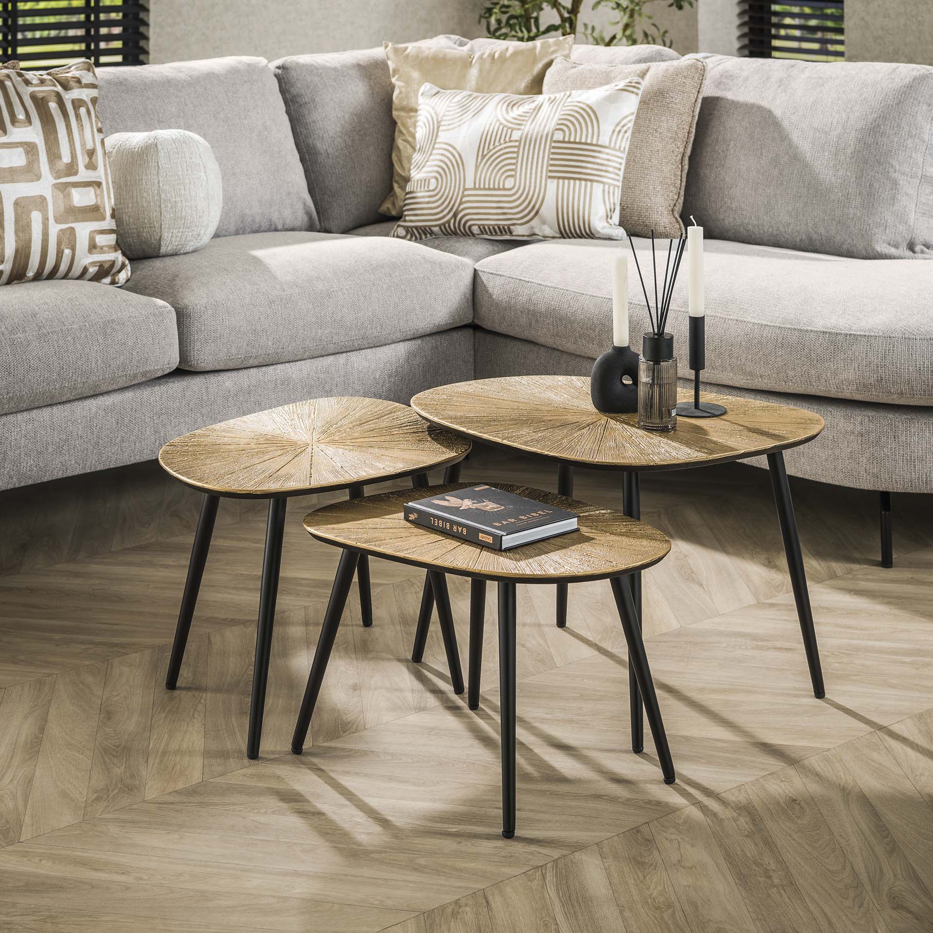 Table basse trio