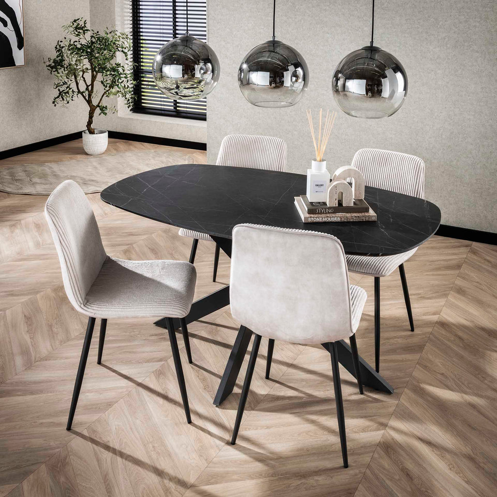 Chaise design (vendu par 4)