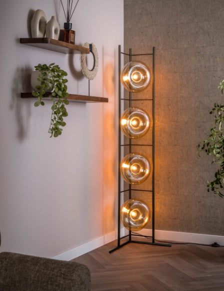 Lampadaire chaleureux